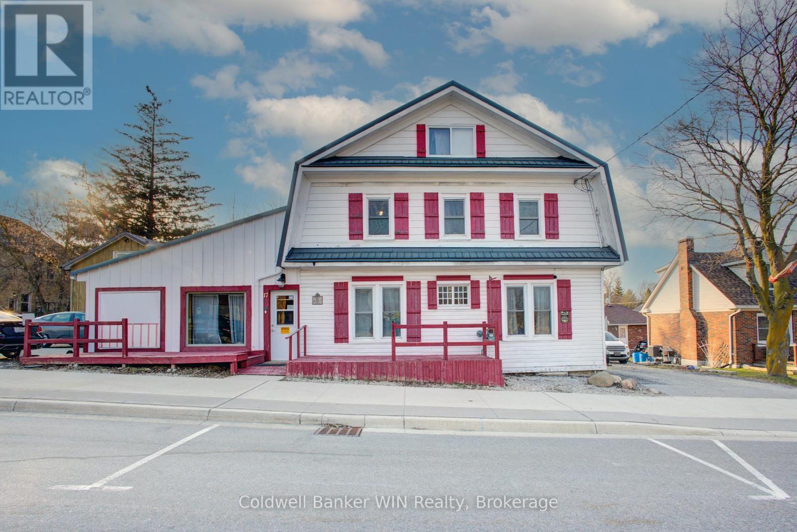 17 ARTHUR STREET E, Minto, Ontario