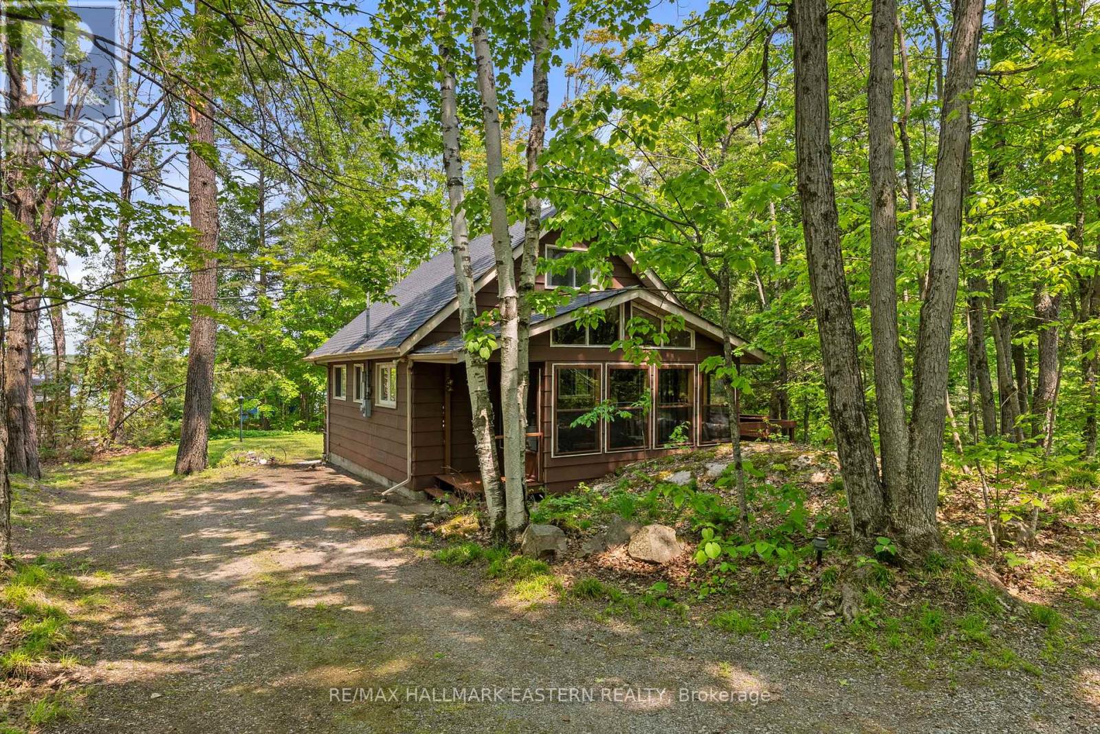 68 Irwin Drive, Trent Lakes, Ontario  K0L 1J0 - Photo 4 - X12984094