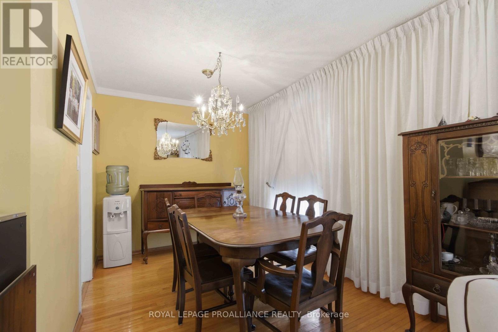 21 Miron Road, Quinte West, Ontario  K8V 3H9 - Photo 10 - X12984170