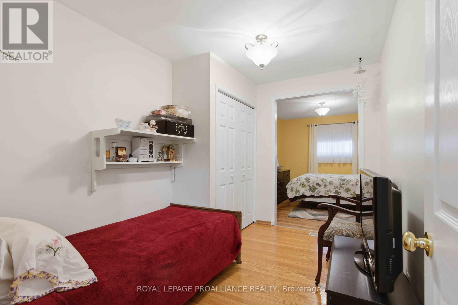 21 Miron Road, Quinte West, Ontario  K8V 3H9 - Photo 21 - X12984170