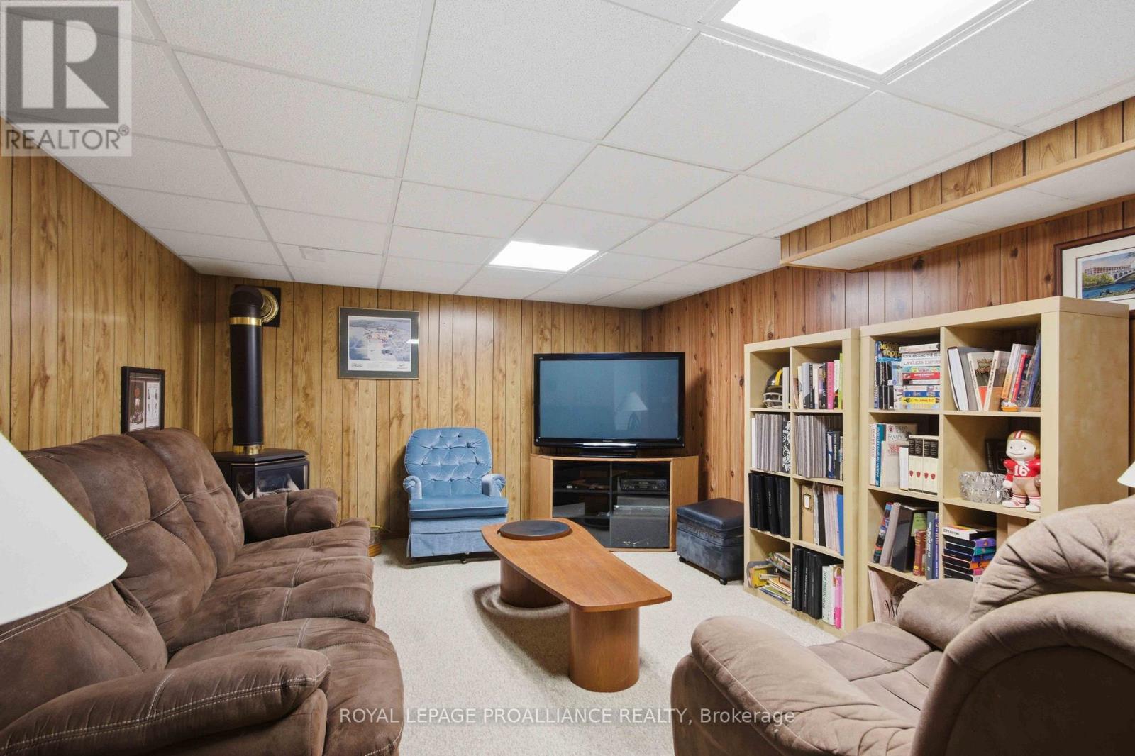 21 Miron Road, Quinte West, Ontario  K8V 3H9 - Photo 25 - X12984170