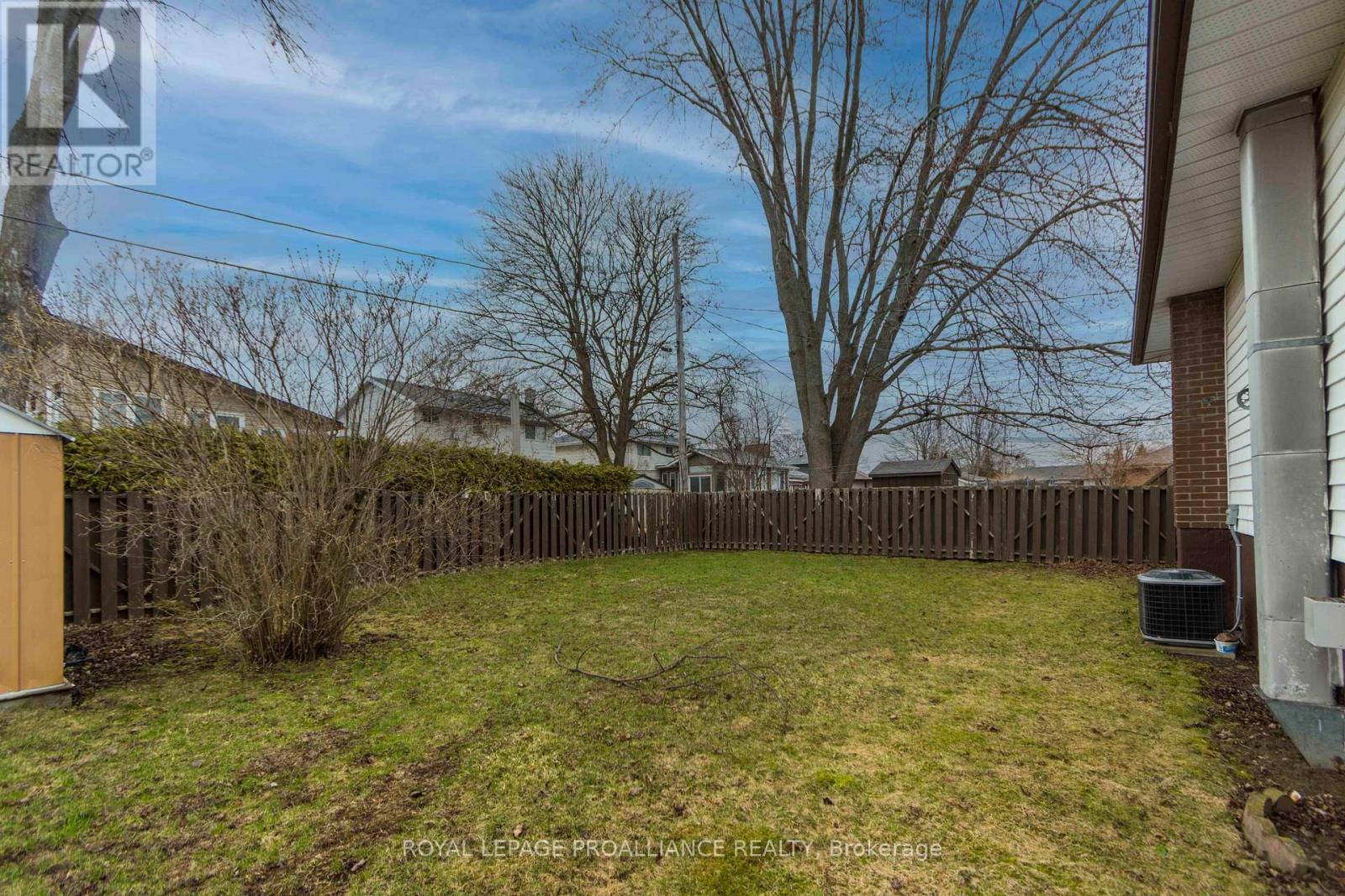 21 Miron Road, Quinte West, Ontario  K8V 3H9 - Photo 28 - X12984170