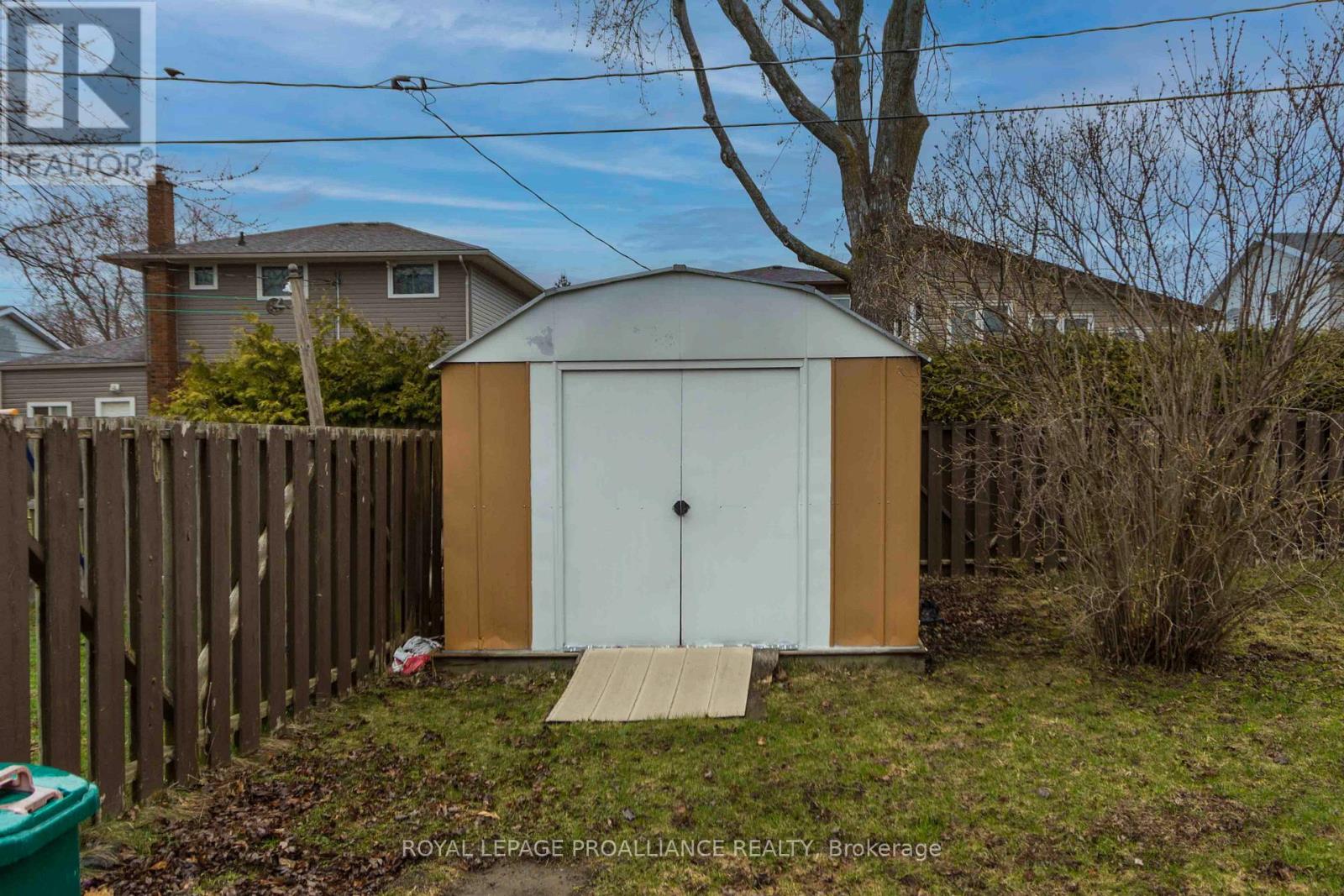 21 Miron Road, Quinte West, Ontario  K8V 3H9 - Photo 29 - X12984170