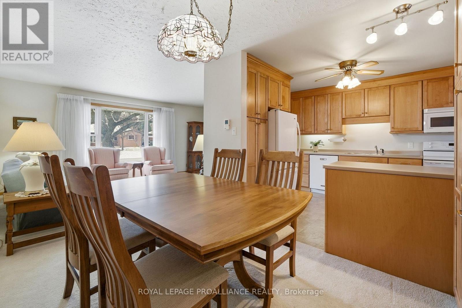 46 Edgehill Road, Belleville, Ontario  K8N 2L1 - Photo 10 - X12984242