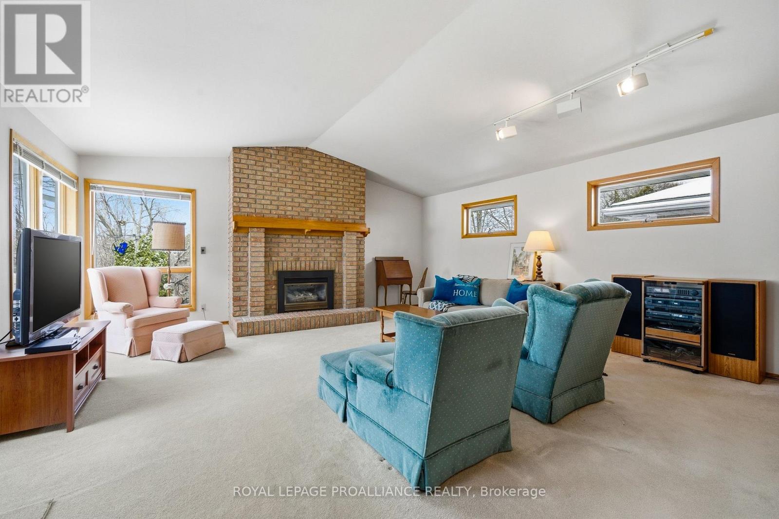 46 Edgehill Road, Belleville, Ontario  K8N 2L1 - Photo 15 - X12984242