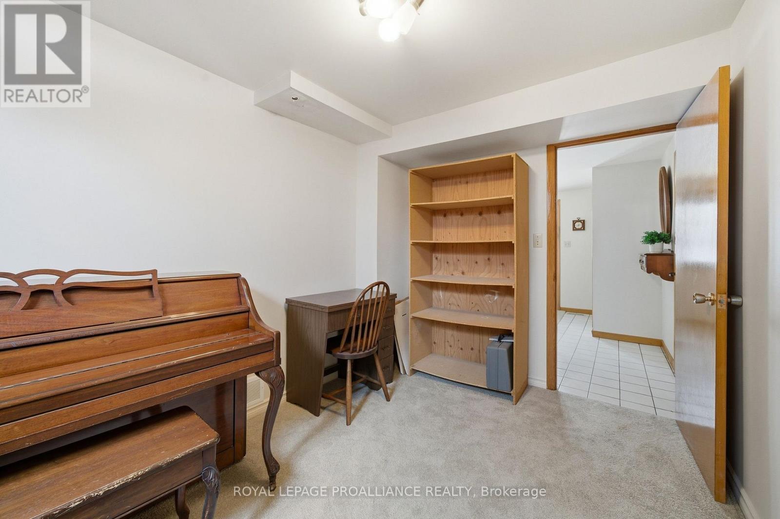 46 Edgehill Road, Belleville, Ontario  K8N 2L1 - Photo 17 - X12984242