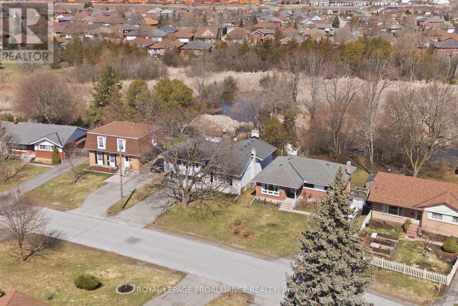 46 Edgehill Road, Belleville, Ontario  K8N 2L1 - Photo 41 - X12984242