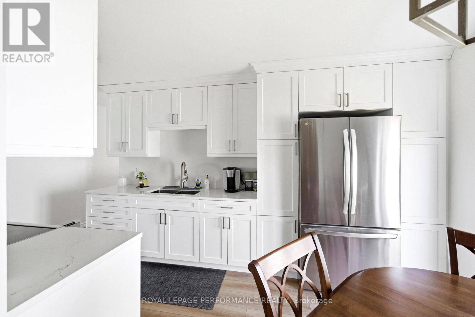 216 Danis Avenue, Cornwall, Ontario  K6H 5E7 - Photo 11 - X12984288