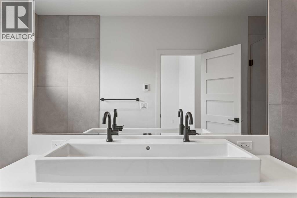 249b Three Sisters Drive, Canmore, Alberta  T1W 2M4 - Photo 27 - A2268384