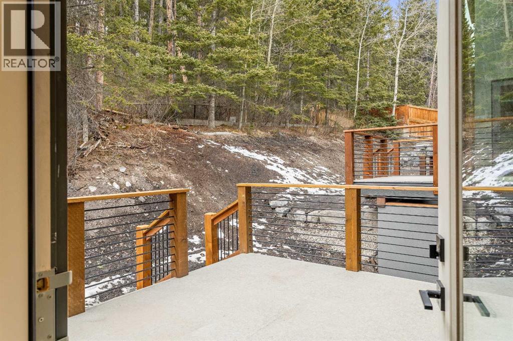 249b Three Sisters Drive, Canmore, Alberta  T1W 2M4 - Photo 14 - A2268384