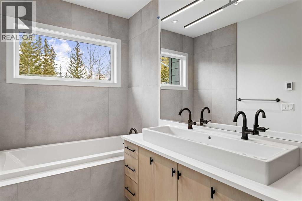 249b Three Sisters Drive, Canmore, Alberta  T1W 2M4 - Photo 28 - A2268384