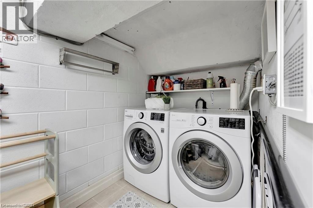 35 Alexandra Avenue Unit# 105, Waterloo, Ontario  N2L 1L4 - Photo 18 - 40818846