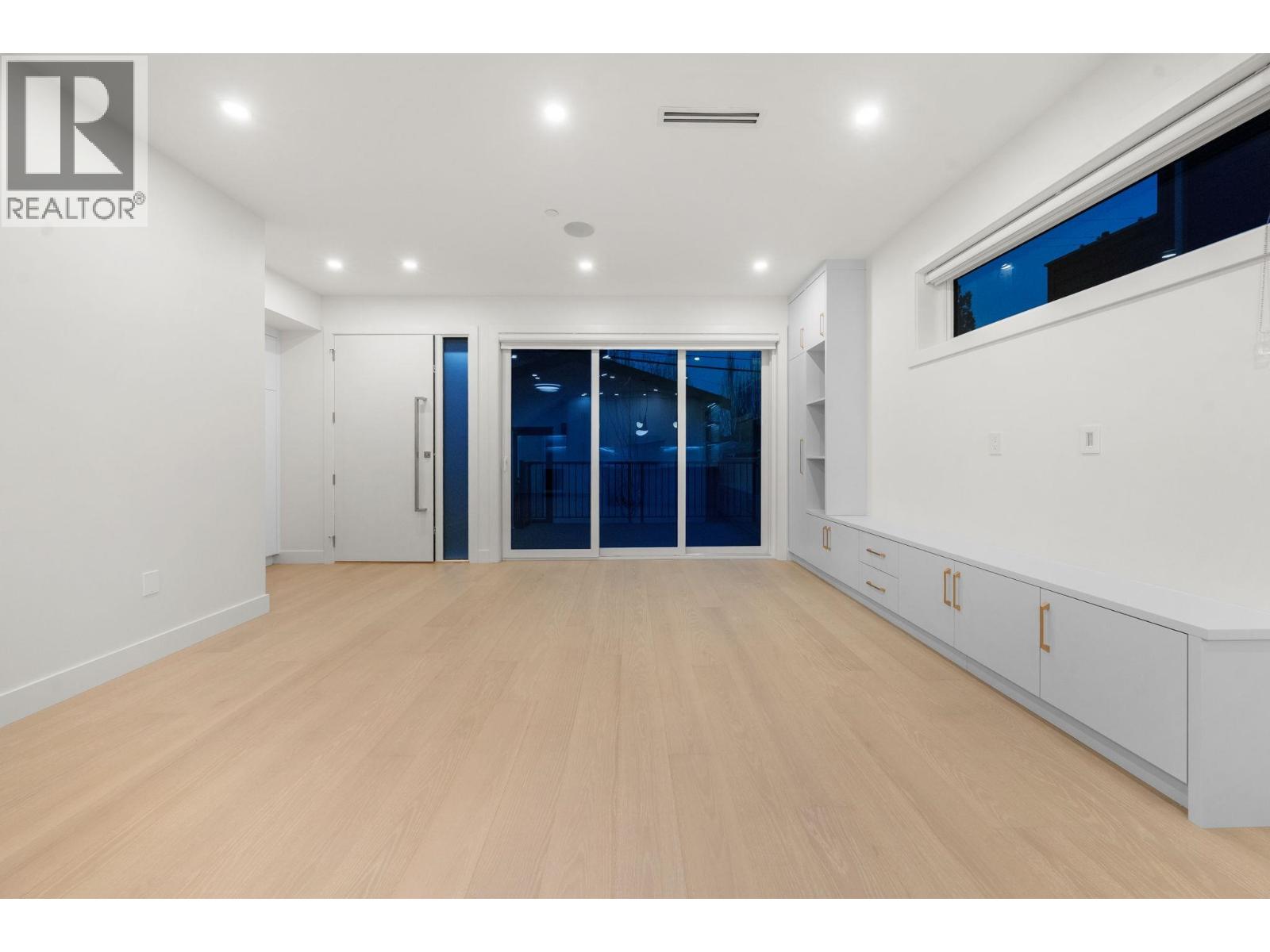 2 1582 E 2nd Avenue, Vancouver, British Columbia  V5N 1C7 - Photo 14 - R3109582