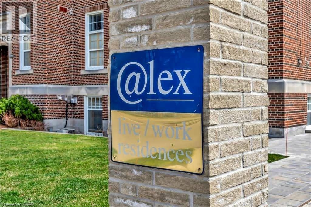 35 Alexandra Avenue Unit# 105, Waterloo, Ontario  N2L 1L4 - Photo 2 - 40818846