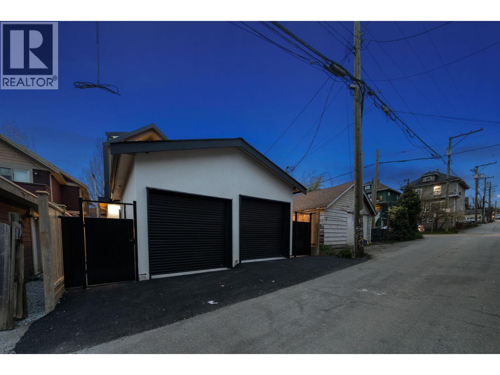 2 1582 E 2nd Avenue, Vancouver, British Columbia  V5N 1C7 - Photo 40 - R3109582