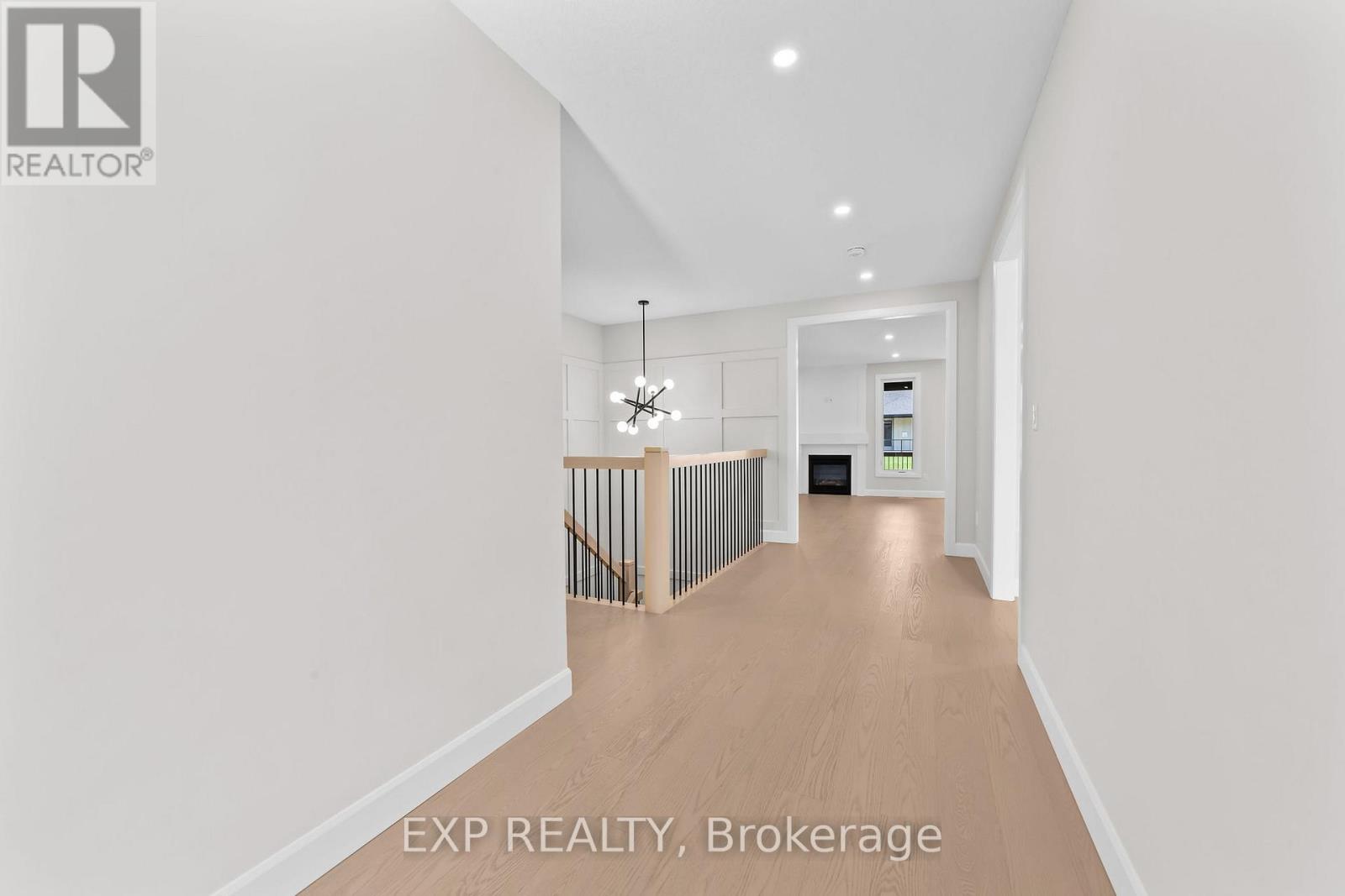 421 Ontario Street, Warwick, Ontario  N0M 2S0 - Photo 12 - X12984172