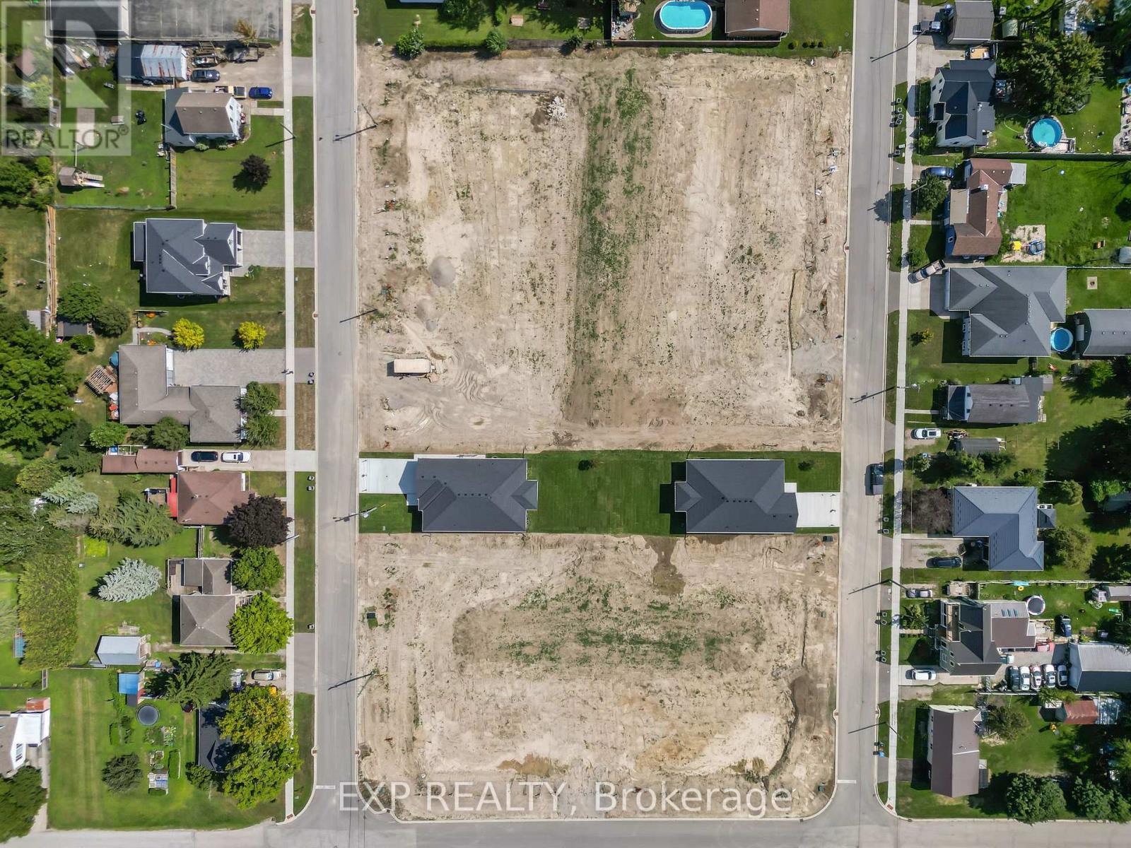 421 Ontario Street, Warwick, Ontario  N0M 2S0 - Photo 24 - X12984172