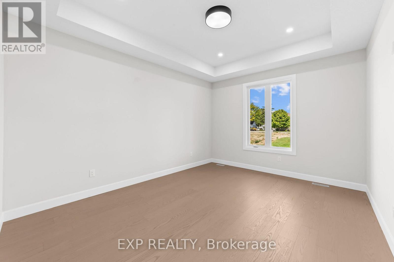 409 Ontario Street, Warwick, Ontario  N0M 2S0 - Photo 18 - X12984178