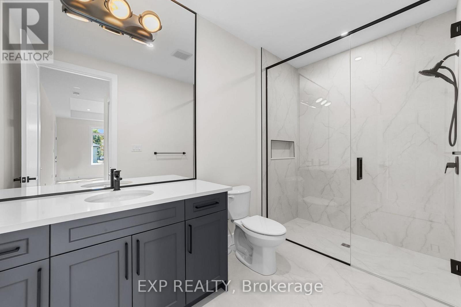 420 Erie Street, Warwick, Ontario  N0M 2S0 - Photo 23 - X12984184