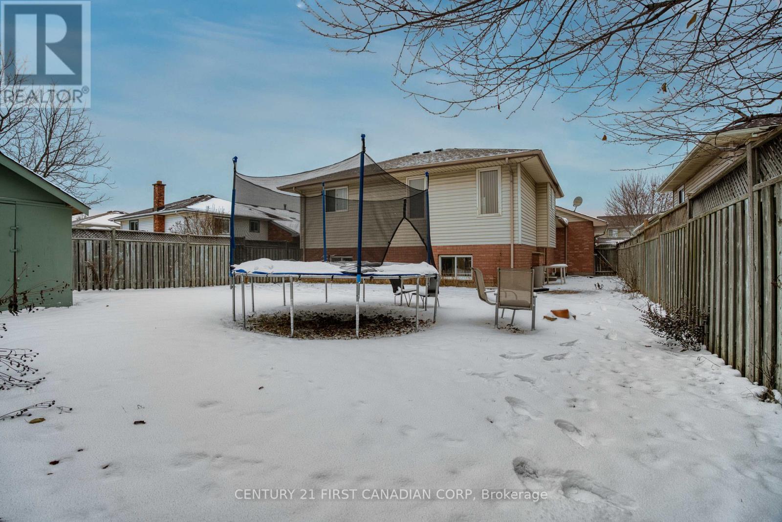 23 Josselyn Drive, London South, Ontario  N6E 3S6 - Photo 39 - X12984240