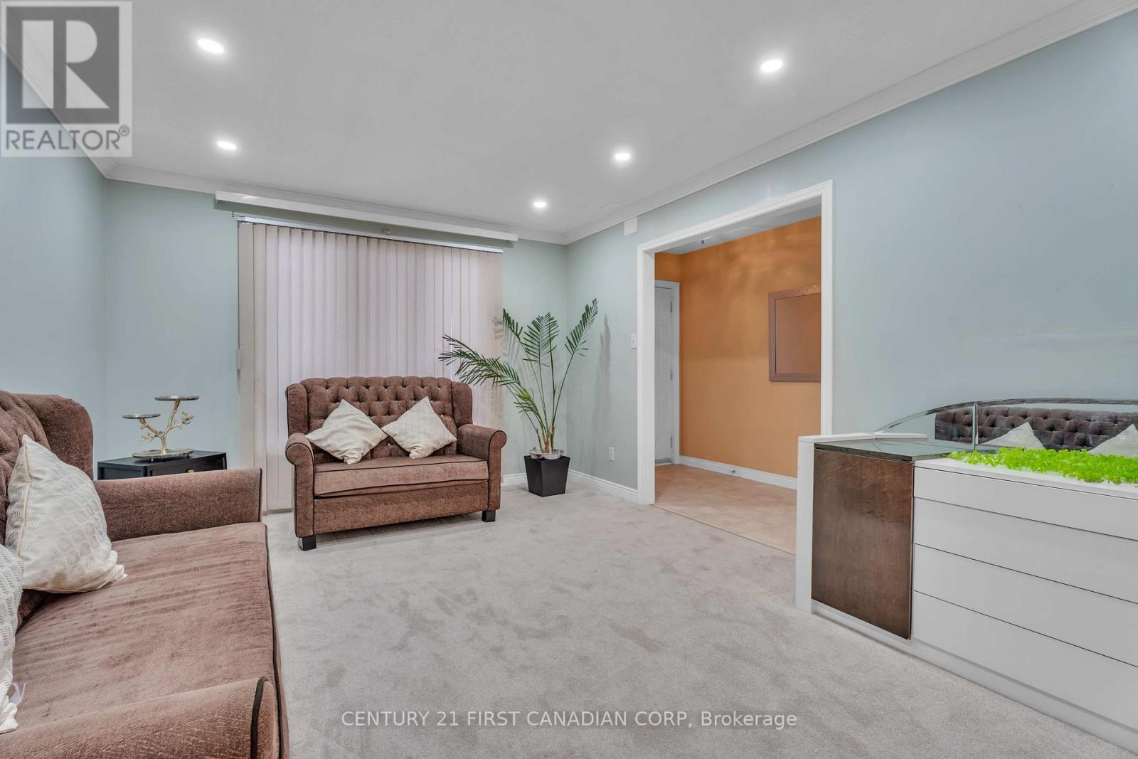 23 Josselyn Drive, London South, Ontario  N6E 3S6 - Photo 8 - X12984240