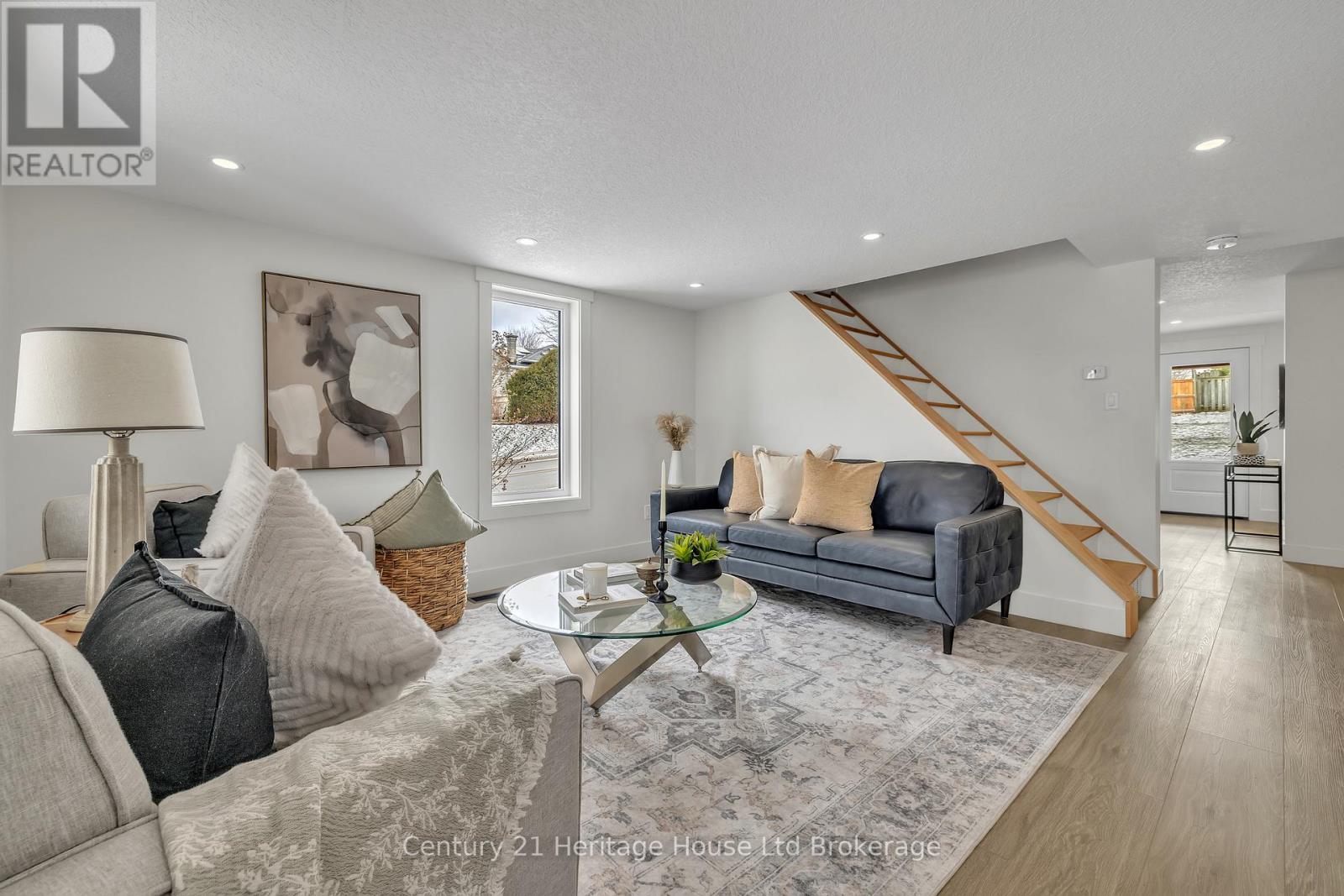 180 Cherry Street W, Ingersoll, Ontario  N5C 1H9 - Photo 7 - X12896348