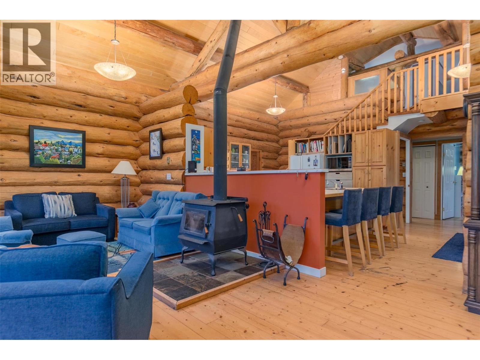 2266 Fifth Avenue, Rossland, British Columbia  V0G 1Y0 - Photo 15 - 10381336