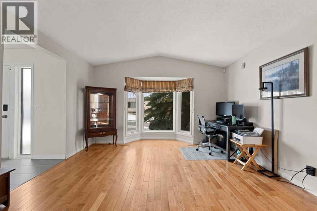 79 Macewan Meadow Rise NW, Calgary, Alberta  T3K 3J7 - Photo 5 - A2299813