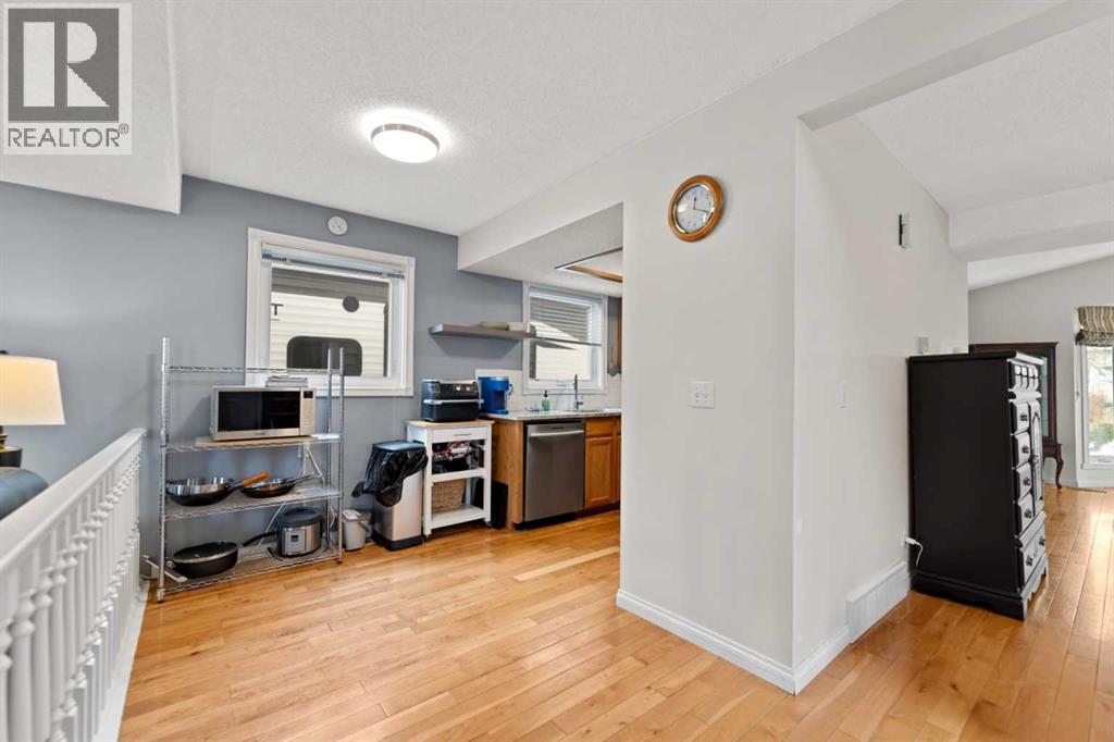 79 Macewan Meadow Rise NW, Calgary, Alberta  T3K 3J7 - Photo 19 - A2299813