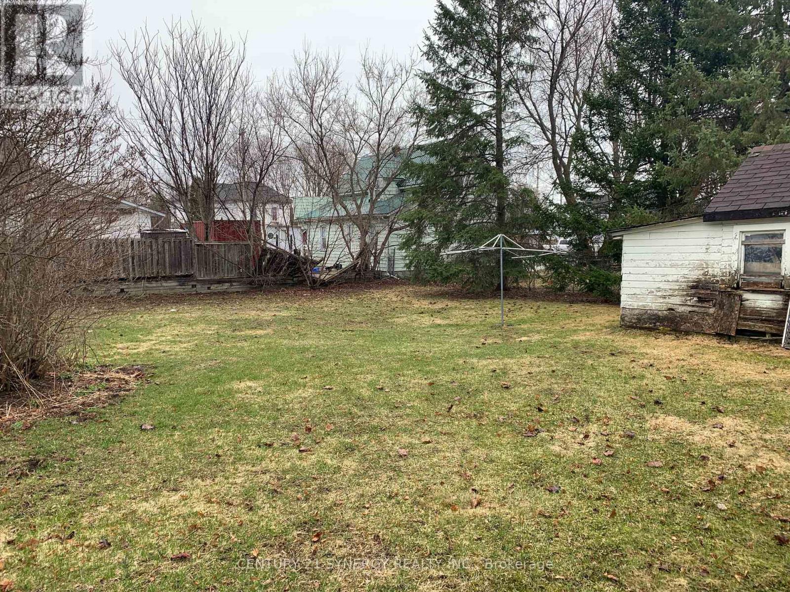 26 Robina Avenue, Smiths Falls, Ontario  K7A 3B6 - Photo 3 - X12984116