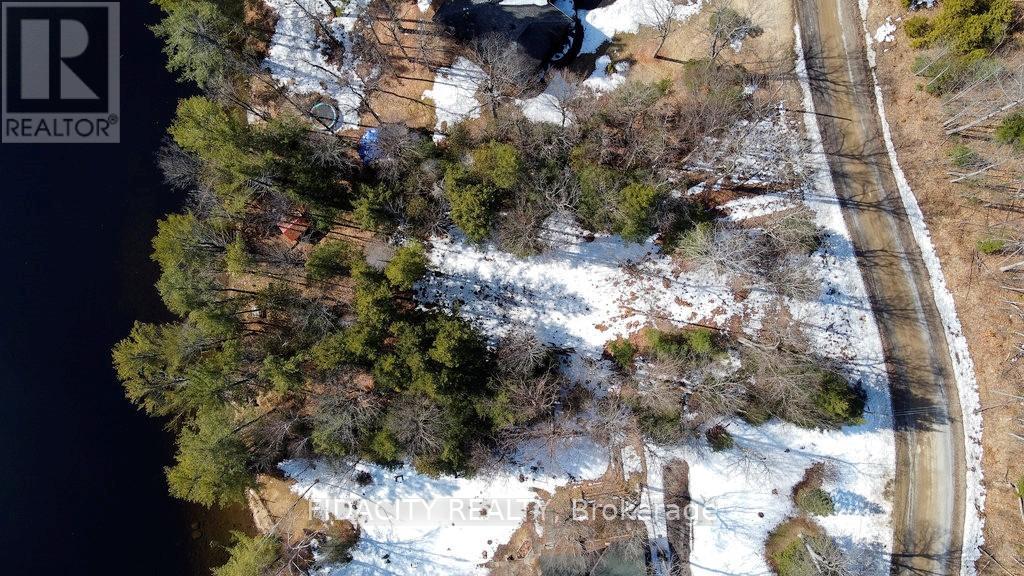 186 Fleming Drive, Greater Madawaska, Ontario  K0J 1H0 - Photo 4 - X12984148