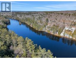 186 FLEMING DRIVE, Greater Madawaska, Ontario