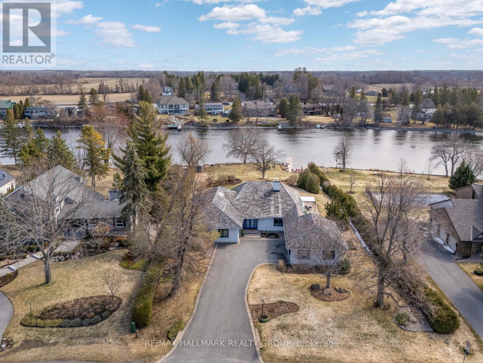 5567 SOUTH ISLAND PARK DRIVE, Ottawa, Ontario