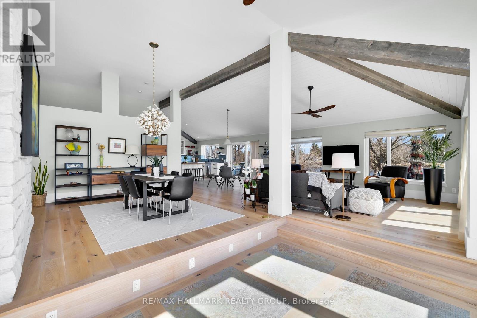 5567 South Island Park Drive, Ottawa, Ontario  K4M 1J2 - Photo 9 - X12984166