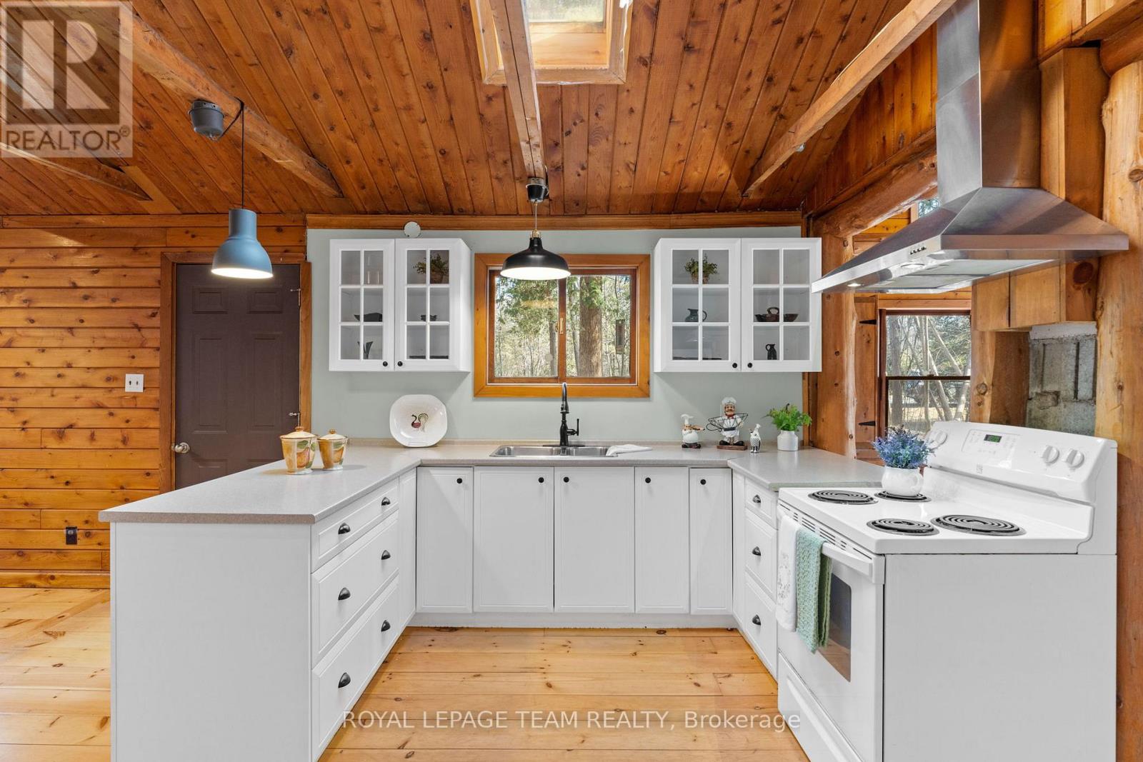 4265 Roger Stevens Drive, Ottawa, Ontario  K7A 4S6 - Photo 7 - X12984222