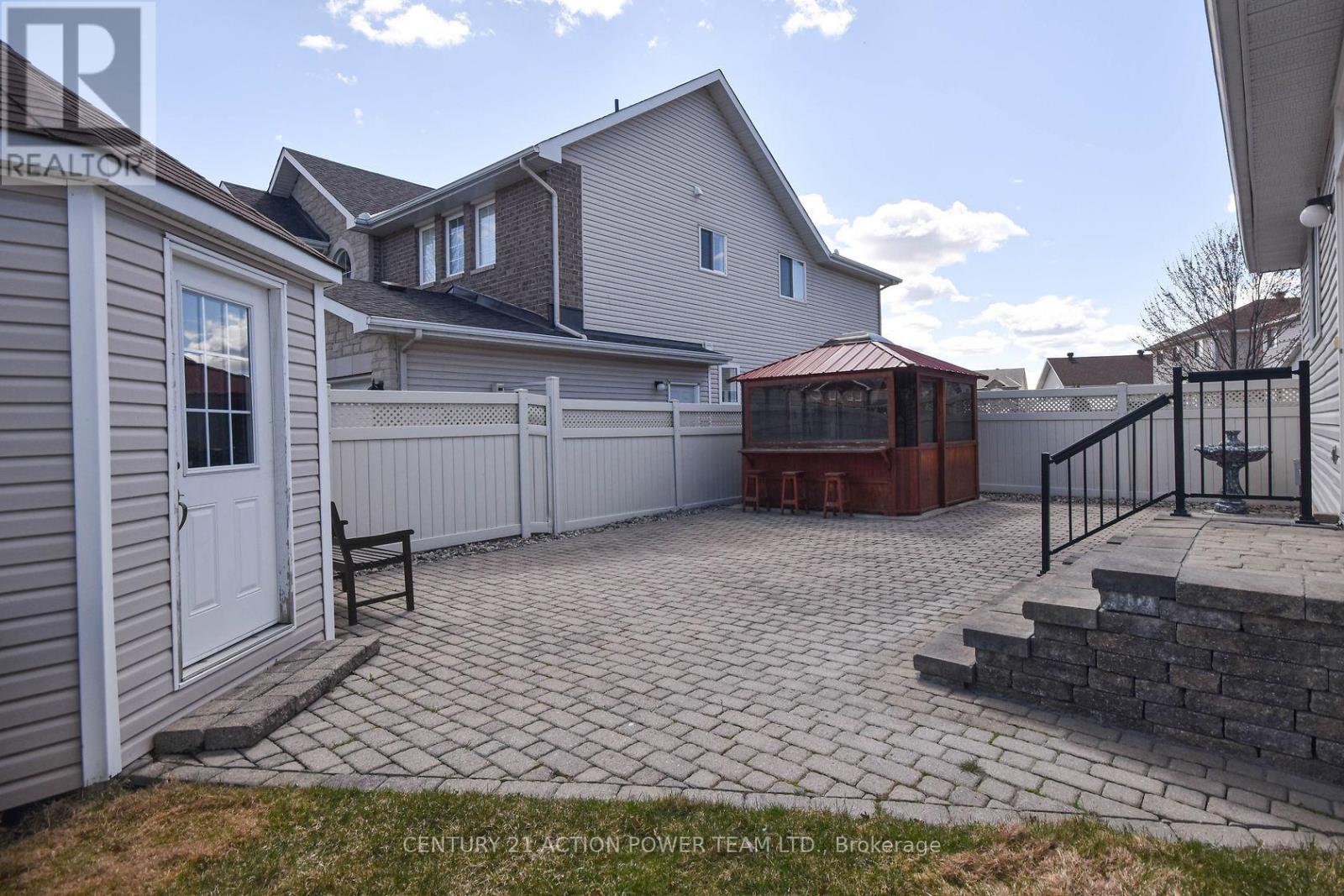 1969 Loasa Lane, Ottawa, Ontario  K4A 4T4 - Photo 31 - X12984226