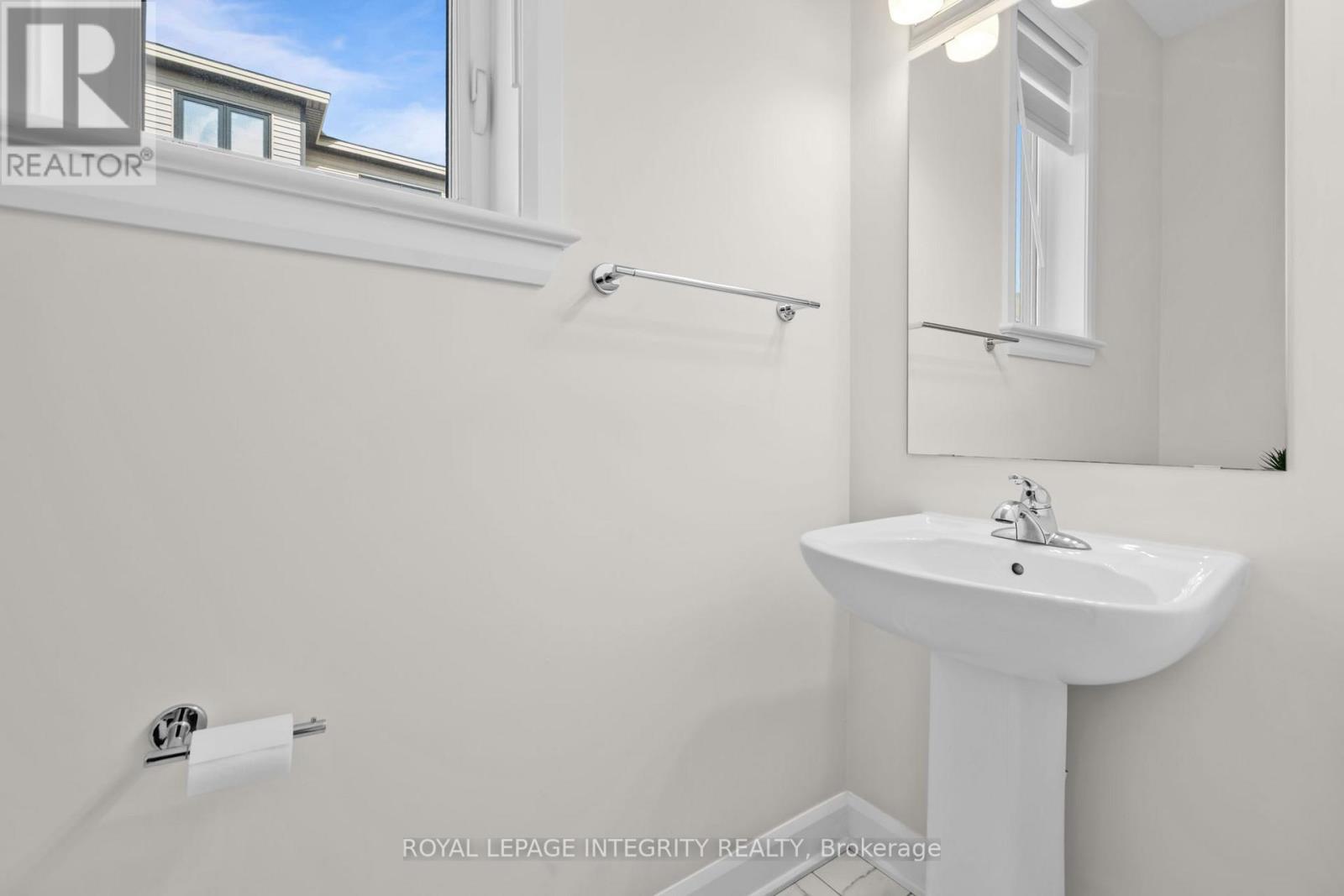 133 Angelonia Crescent, Ottawa, Ontario  K1T 0Y5 - Photo 5 - X12984248