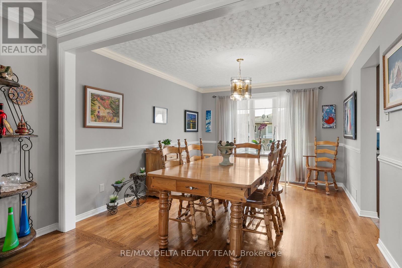 657 Ste Anne Street, Casselman, Ontario  K0A 1M0 - Photo 10 - X12984252