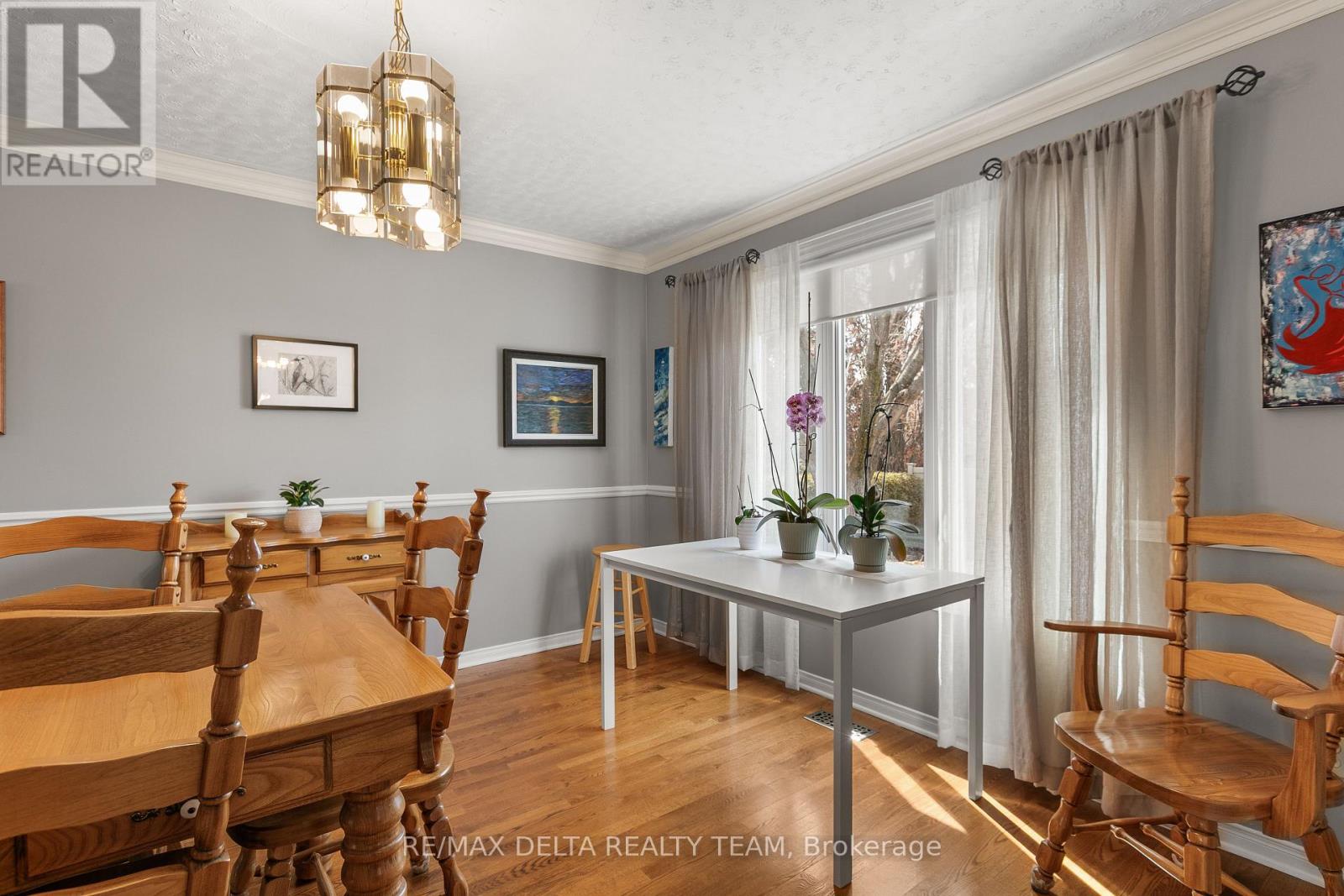 657 Ste Anne Street, Casselman, Ontario  K0A 1M0 - Photo 13 - X12984252