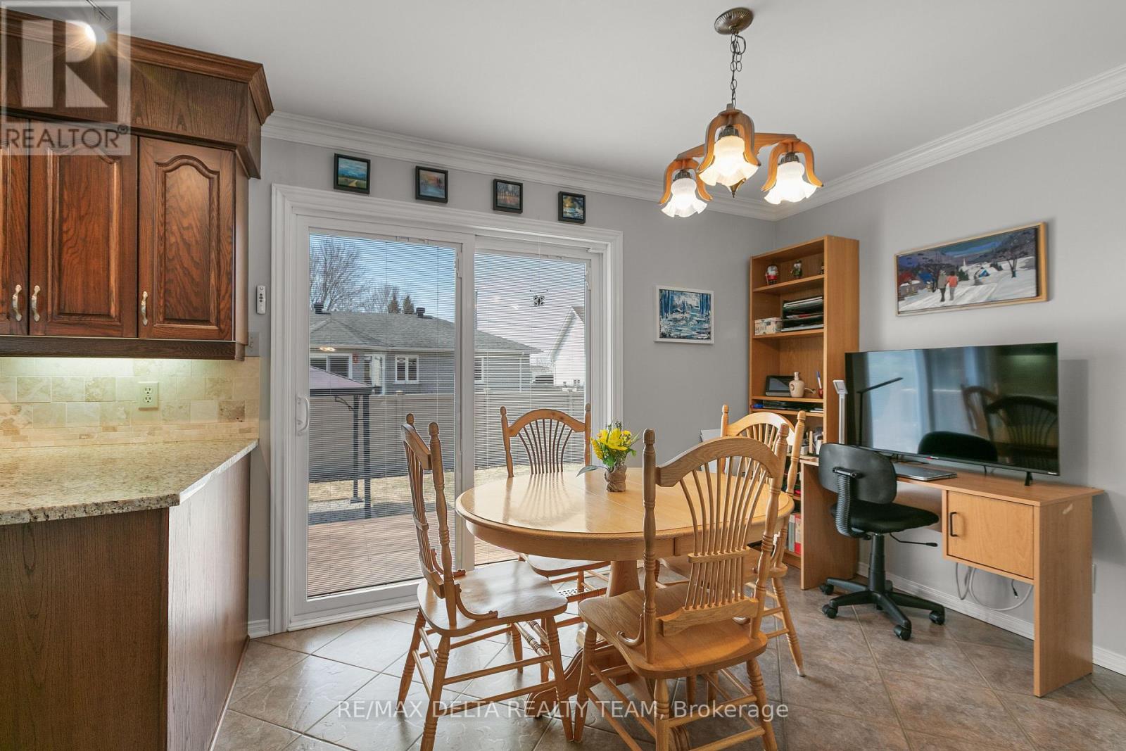 657 Ste Anne Street, Casselman, Ontario  K0A 1M0 - Photo 18 - X12984252