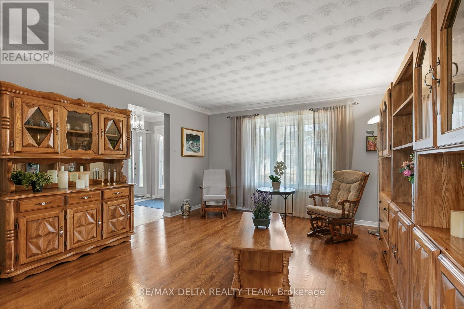 657 Ste Anne Street, Casselman, Ontario  K0A 1M0 - Photo 8 - X12984252