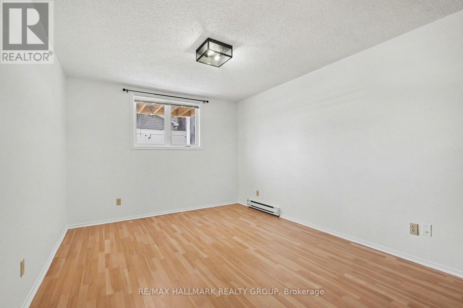 1 - 112 Barrette Street, Ottawa, Ontario  K1L 8A3 - Photo 14 - X12984284