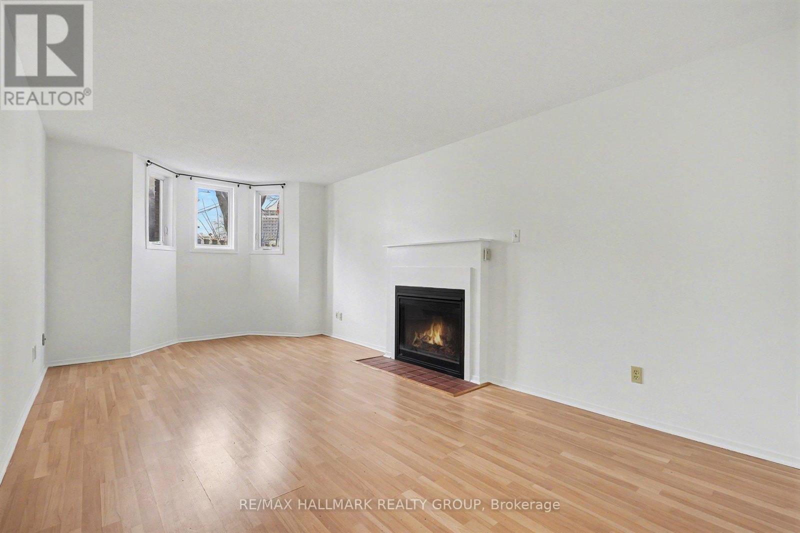 1 - 112 Barrette Street, Ottawa, Ontario  K1L 8A3 - Photo 3 - X12984284