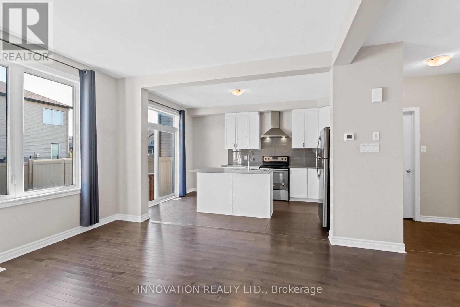 703 Samantha Eastop Avenue, Ottawa, Ontario  K2S 1B9 - Photo 6 - X12984306