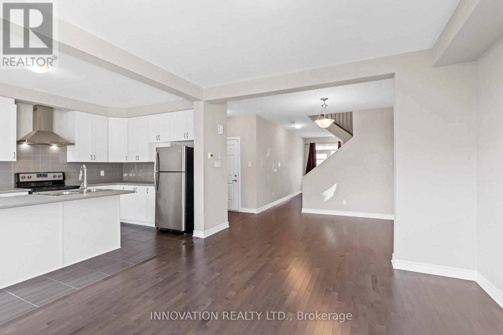 703 Samantha Eastop Avenue, Ottawa, Ontario  K2S 1B9 - Photo 7 - X12984306