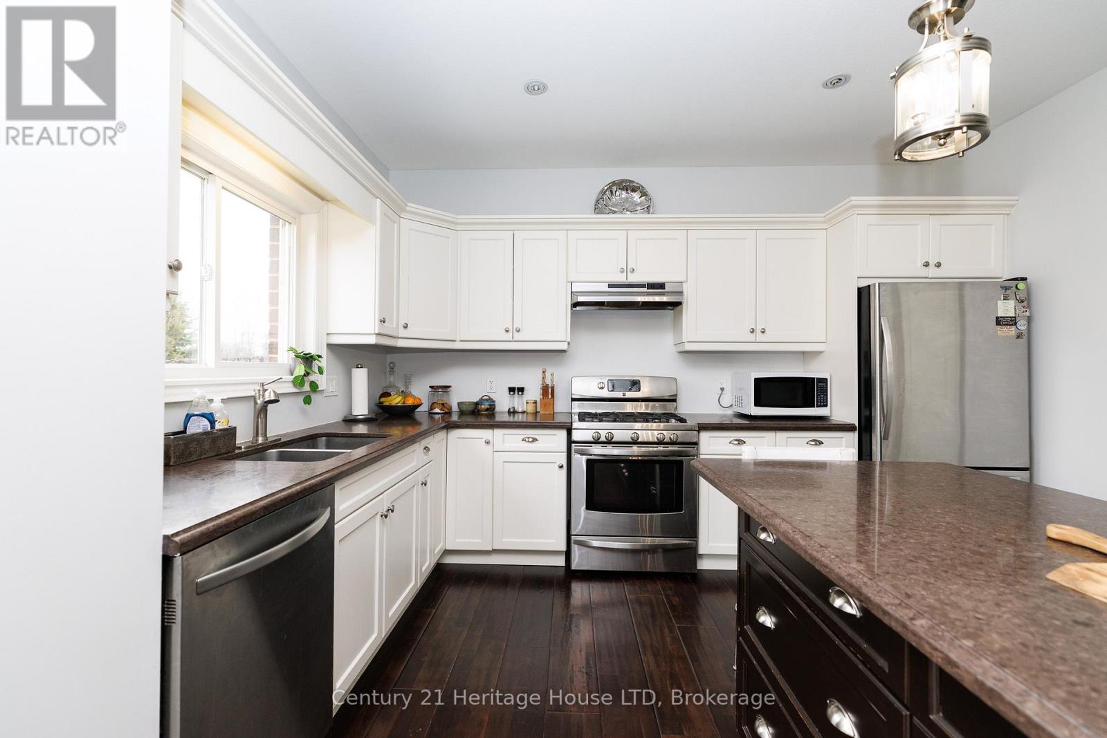 710 Brian Street, Fort Erie, Ontario  L2A 6W2 - Photo 11 - X12984014