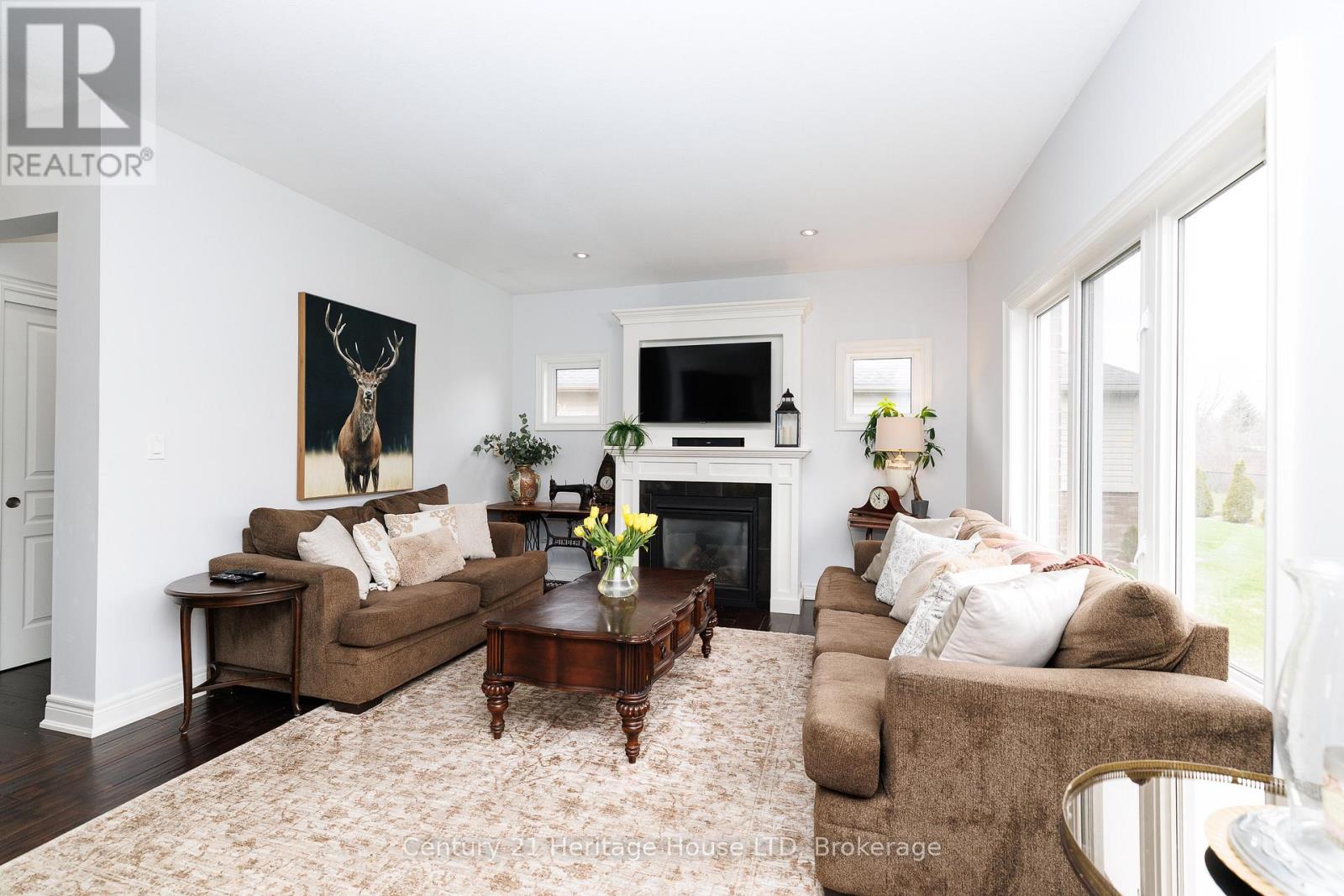 710 Brian Street, Fort Erie, Ontario  L2A 6W2 - Photo 12 - X12984014