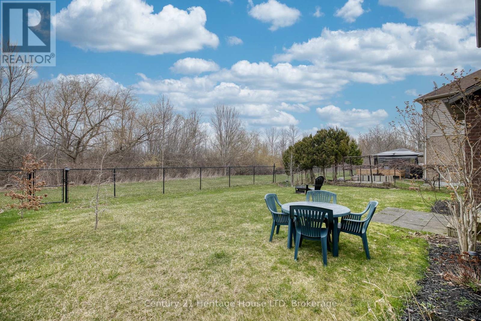 710 Brian Street, Fort Erie, Ontario  L2A 6W2 - Photo 41 - X12984014