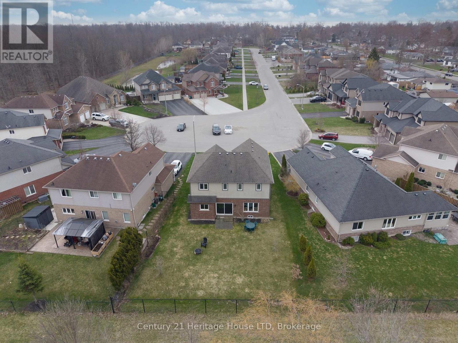 710 Brian Street, Fort Erie, Ontario  L2A 6W2 - Photo 45 - X12984014