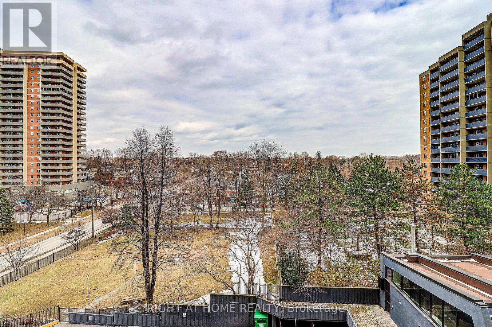 605 - 757 Victoria Park Avenue, Toronto, Ontario  M4C 5N8 - Photo 12 - E12916448